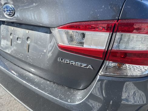 Used 2018 Subaru Impreza 2.0i w/ Popular Package #5 image 8