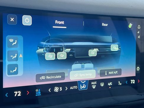 New 2026 Lincoln Navigator L Black Label AWD/4WD image 19