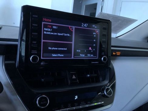 Certified 2022 Toyota Corolla LE image 28