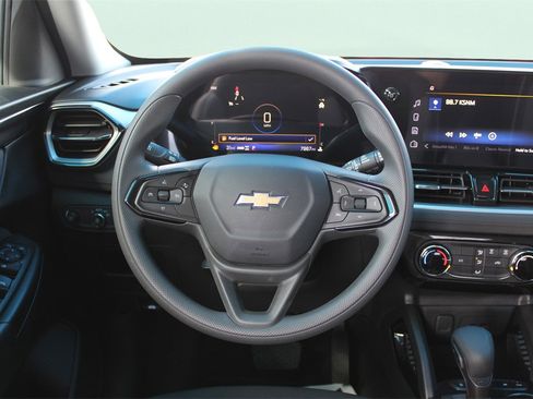 Used 2026 Chevrolet TrailBlazer LT image 23