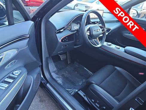Used 2022 Genesis GV70 3.5T Sport image 10