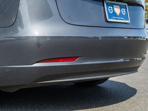 Used 2022 Tesla Model 3 RWD image 7