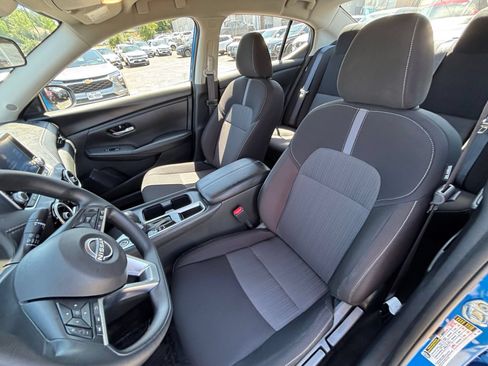 Used 2025 Nissan Sentra SV FWD image 34