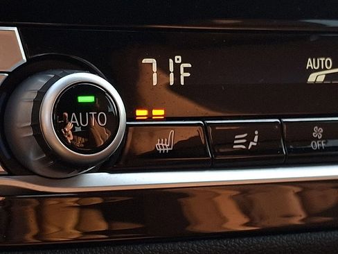 Used 2021 BMW X3 xDrive30i w/ Convenience Package image 25