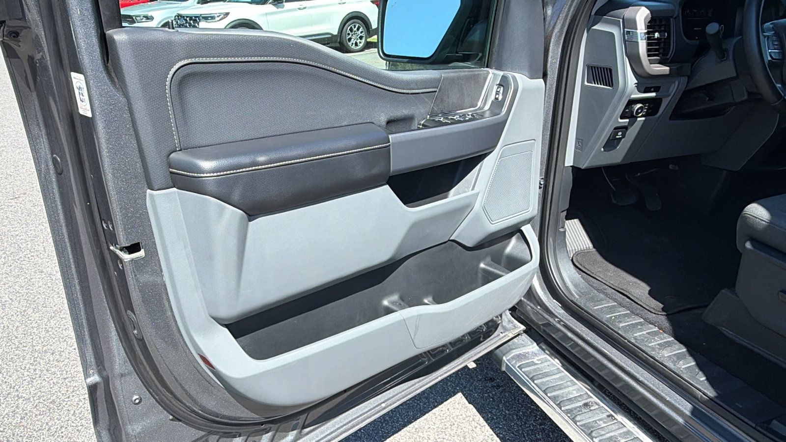 Used 2025 Ford F150 XLT w/ Equipment Group 301A Standard AWD/4WD image 14