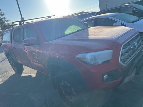Used 2017 Toyota Tacoma 4x4 Double Cab image 7