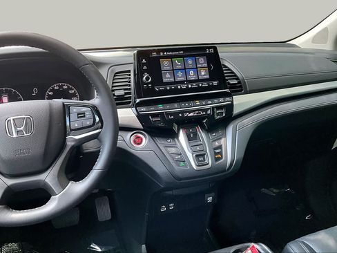 Certified 2026 Honda Odyssey EX-L image 7