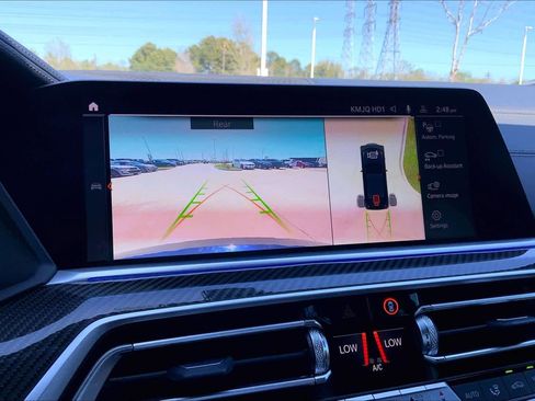 Certified 2023 BMW X6 M50i w/ Executive Package image 24