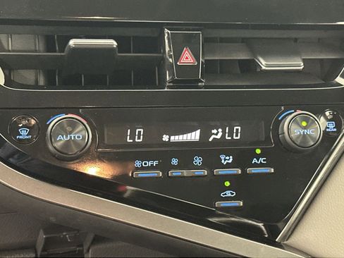 Used 2023 Toyota Camry LE FWD image 19