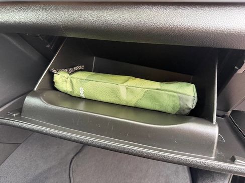 Used 2023 Jeep Grand Cherokee L Limited image 41