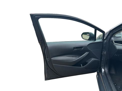Used 2024 Toyota Corolla LE FWD image 6