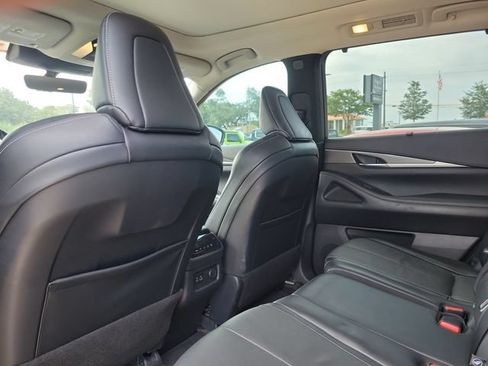 Used 2023 INFINITI QX60 Luxe w/ Cargo Package FWD image 27