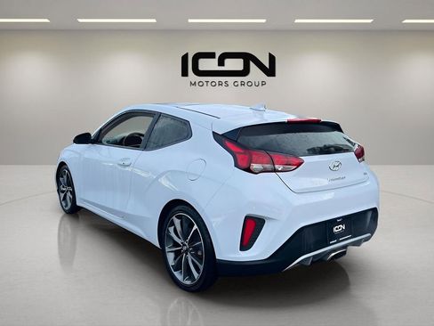 Used 2019 Hyundai Veloster 2.0 Premium image 3