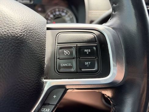 Used 2022 RAM 2500 Laramie AWD/4WD image 23