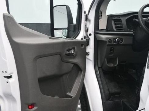 Used 2025 Ford Transit 250 Low Roof w/ Exterior Upgrade Package RWD image 26