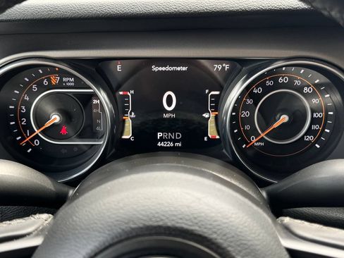 Used 2021 Jeep Wrangler Unlimited Sport AWD/4WD image 21