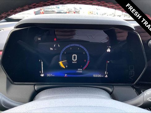 Used 2024 Chevrolet TrailBlazer RS w/ Driver Confidence Package image 13