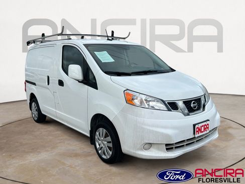 Used 2020 Nissan NV200 SV image 1