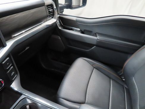 Used 2025 Ford F150 Lariat w/ Tow/Haul Package image 32