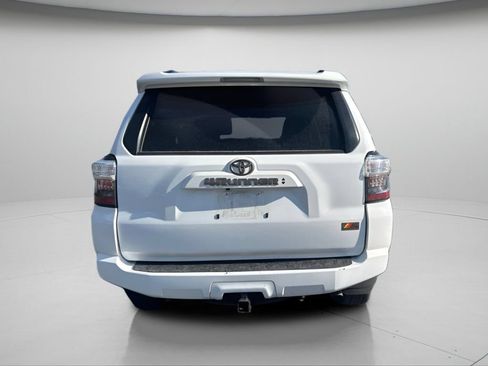 Used 2023 Toyota 4Runner 40th Anniversary SE AWD/4WD image 5