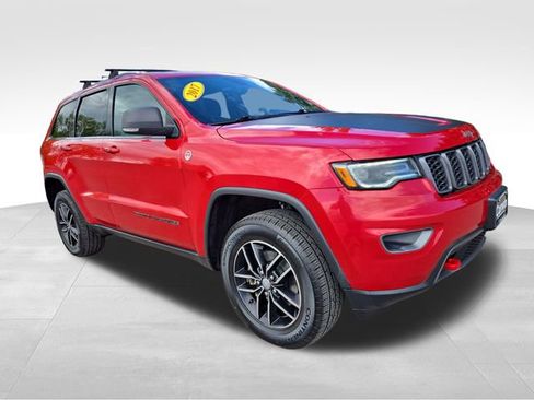 Used 2017 Jeep Grand Cherokee Trailhawk w/ Trailhawk Luxury Group AWD/4WD image 1