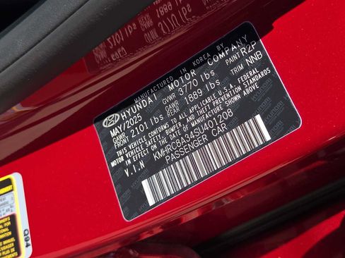 New 2025 Hyundai Venue Limited image 33