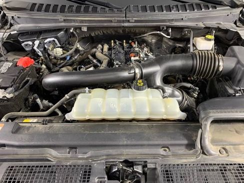 Used 2024 Ford Expedition Max Limited image 32