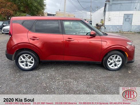 Used 2020 Kia Soul S image 2