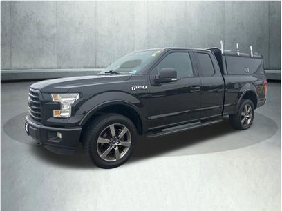 Used 2015 Ford F150 XLT w/ Equipment Group 301A Mid