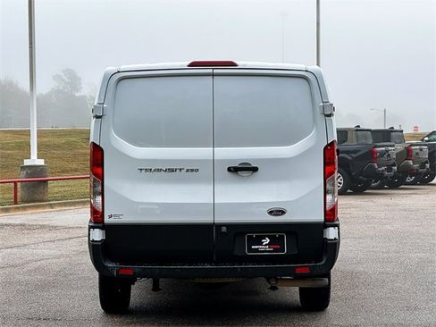 Used 2024 Ford Transit 250 Low Roof w/ Load Area Protection Package image 7