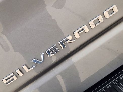 Certified 2023 Chevrolet Silverado 1500 LT AWD/4WD image 12