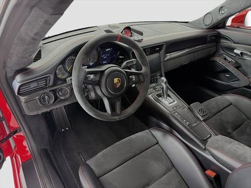 Used 2019 Porsche 911 GT3 RWD image 4