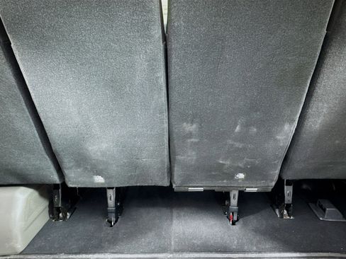 Used 2022 Ford Transit 350 XLT image 30