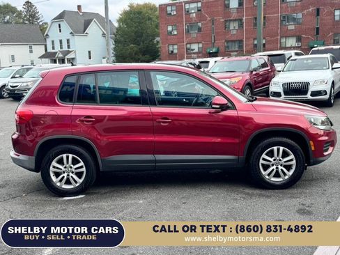 Used 2012 Volkswagen Tiguan S image 4