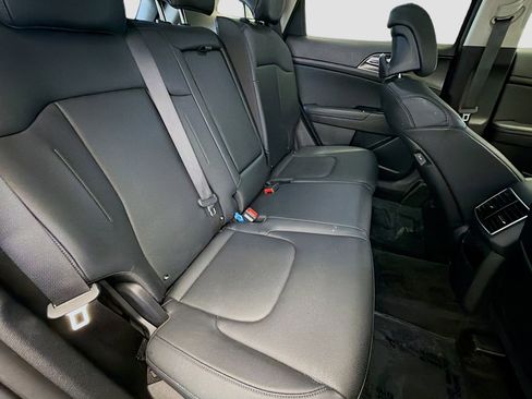 Used 2025 Kia Sportage EX w/ Premium Package image 14
