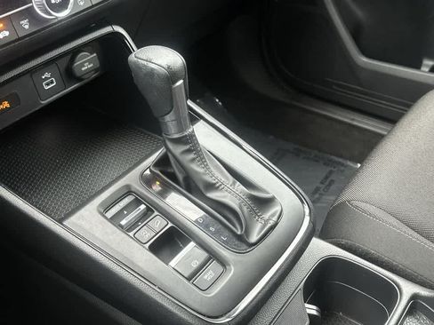 Used 2024 Honda CR-V LX image 28