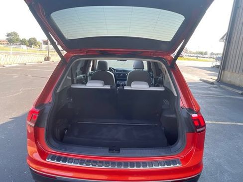 Used 2019 Volkswagen Tiguan SEL w/ 3rd Row Seat Package AWD/4WD image 63