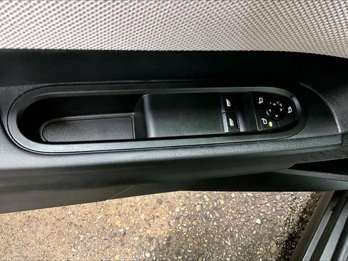 Used 2026 MINI Cooper 2-Door Hardtop image 32