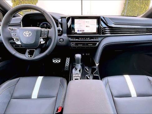 New 2026 Toyota Camry SE w/ Convenience Package AWD/4WD image 5