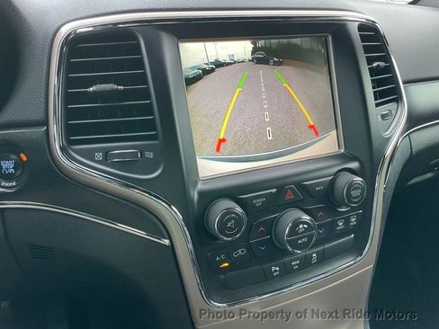 Used 2015 Jeep Grand Cherokee Limited AWD/4WD image 21