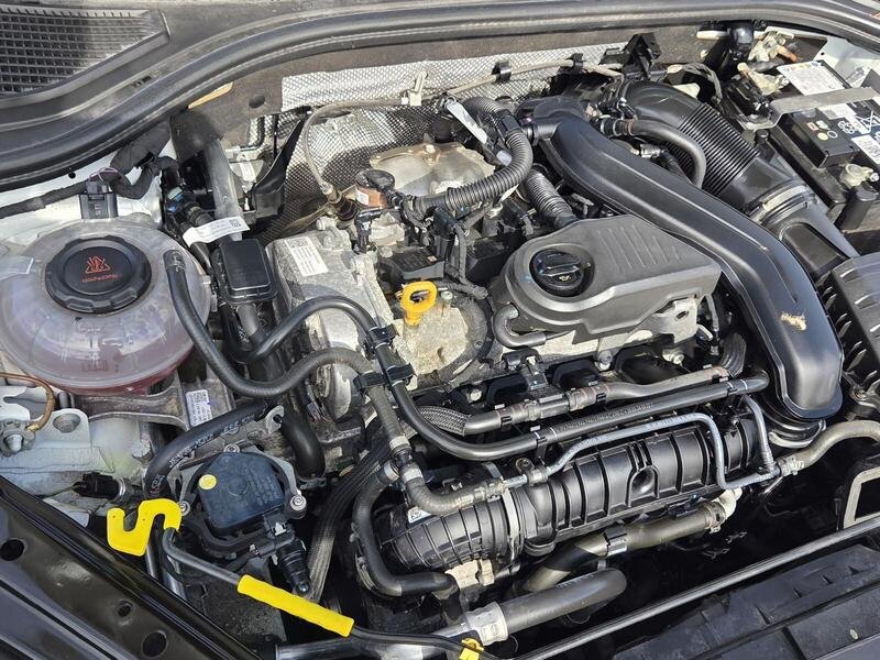 Used 2025 Volkswagen Jetta Sport FWD image 19