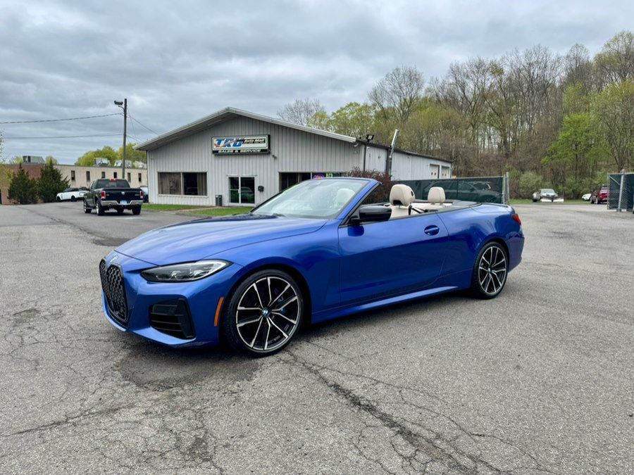 Used 2021 BMW M440i Convertible w/ Premium Package RWD image 2