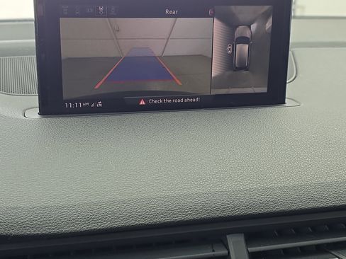 Used 2017 Audi Q7 3.0T Premium Plus image 22