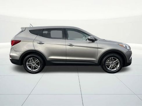 Used 2018 Hyundai Santa Fe Sport image 5