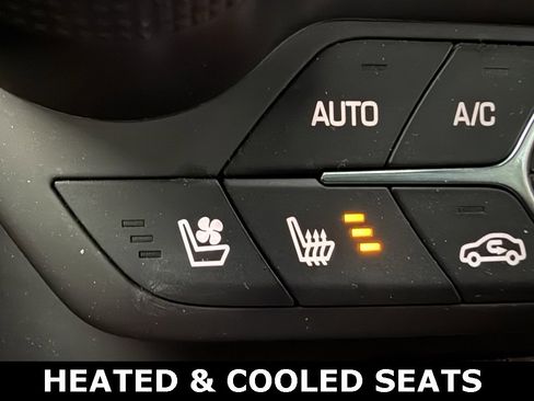 Used 2015 Chevrolet Corvette Stingray Convertible w/ 3LT Preferred Equipment Group image 7