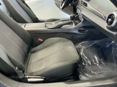 Used 2020 FIAT 124 Spider Classica w/ Technology Group image 26