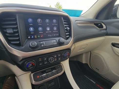Used 2023 GMC Acadia Denali w/ Denali Ultimate Package AWD/4WD image 25