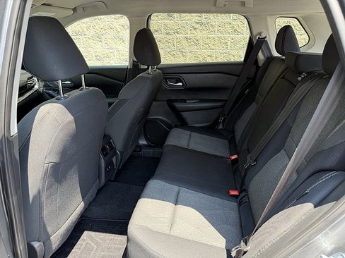 Used 2024 Nissan Rogue SV AWD/4WD image 26