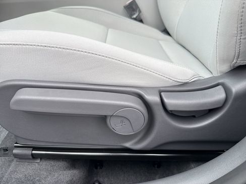 Used 2026 Hyundai Kona SEL Sport image 14