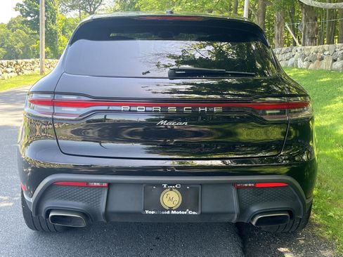 Used 2023 Porsche Macan AWD/4WD image 24